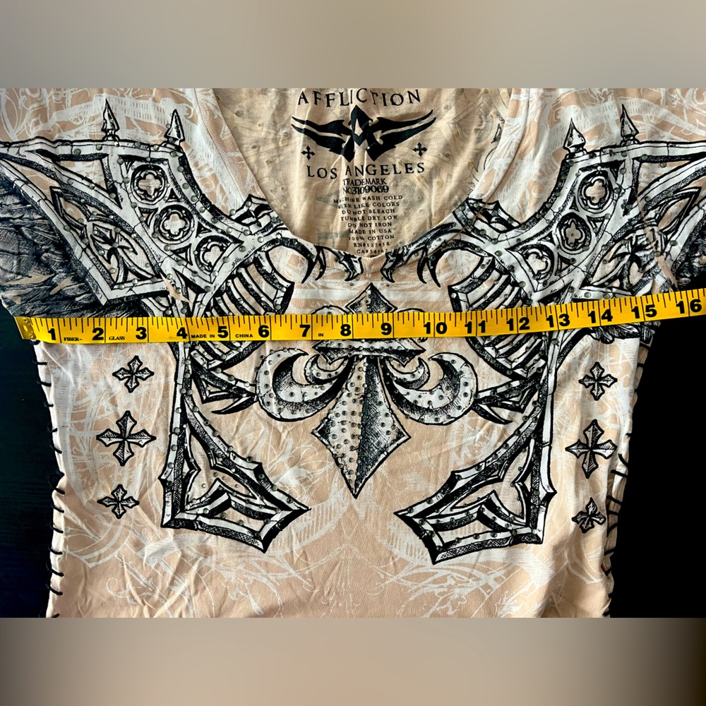 Affliction Women’s t-shirt - Picture 3 of 3
